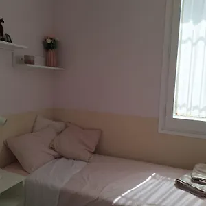 Сasa de vacaciones Casa Familiar Con Piscina, Pallejà